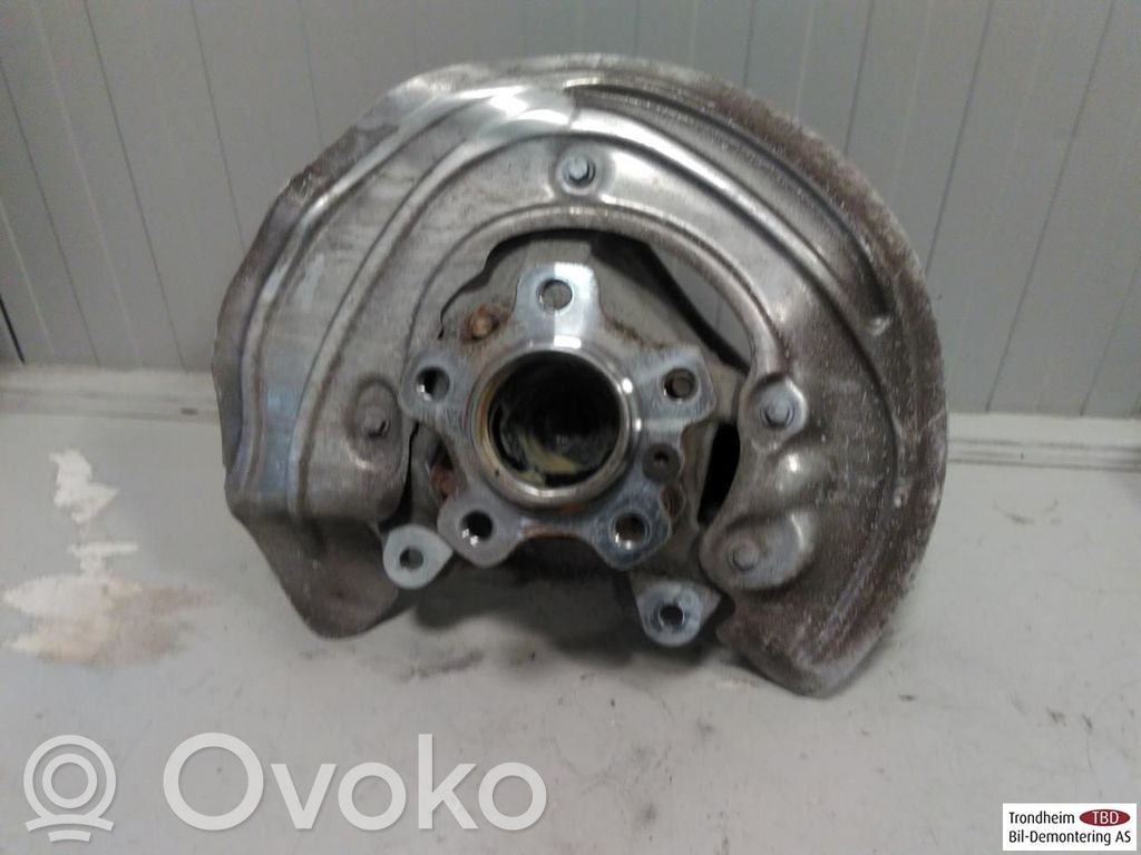 BMW iX3 Achsschenkel vorne 