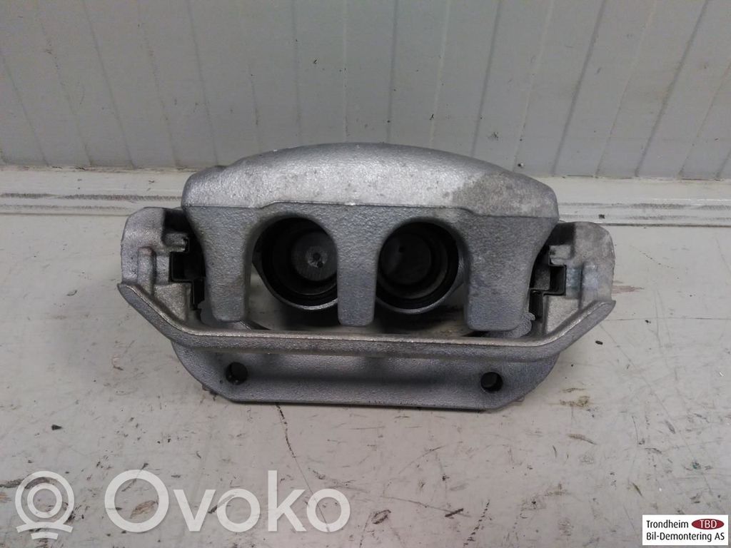 Volkswagen ID.5 Zacisk hamulcowy przedni 