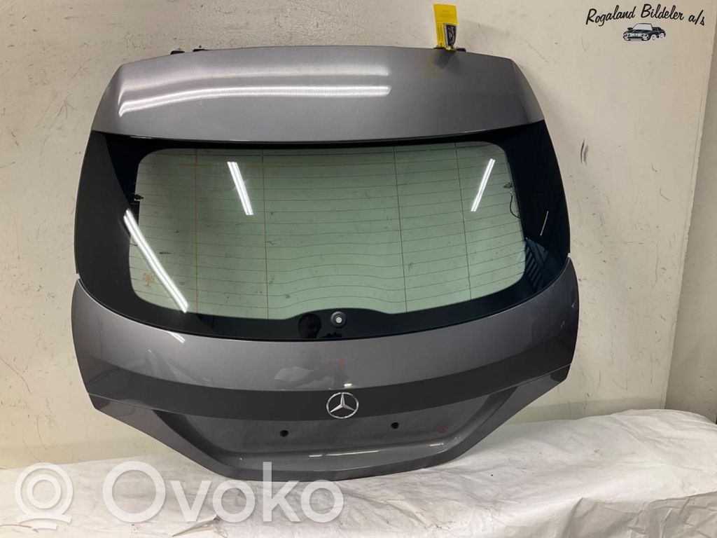 Mercedes-Benz CLA C117 X117 W117 Tylna klapa bagażnika 