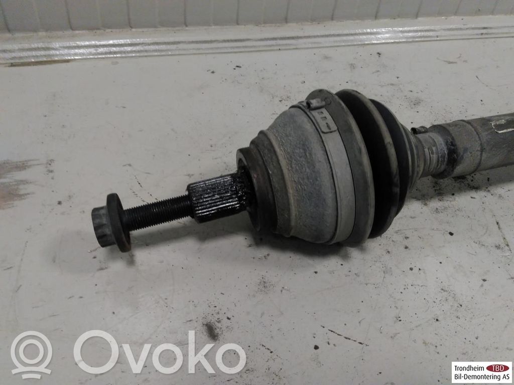 Volkswagen Caddy Półoś przednia 
