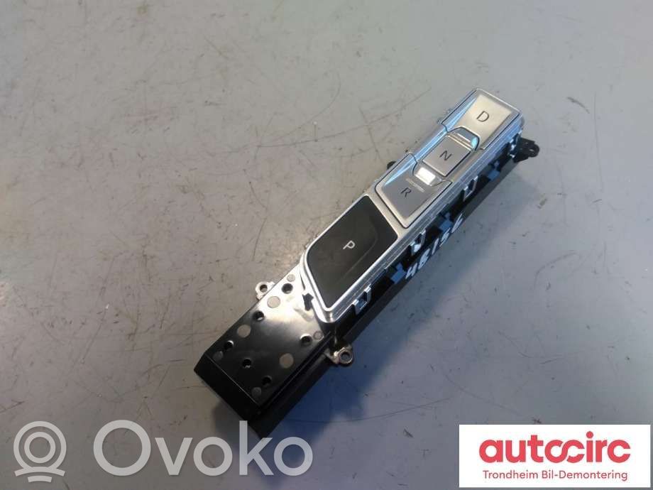 Selector de cambios   J9D314C559CA,J9D37E453CB,J9D314C559CA,J9D314C561BB,J9D37E453CB,J9D37E453CC,T4K10101,T4K11700
