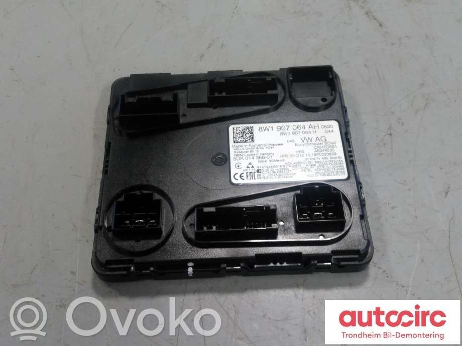 Audi e-tron Central body control module 