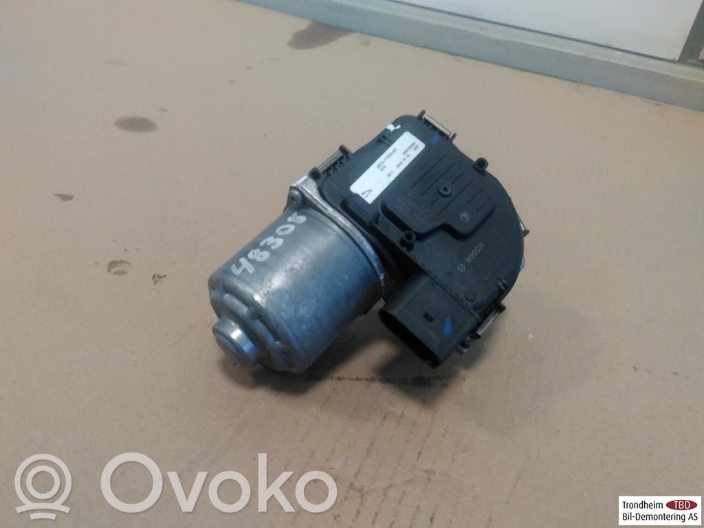 Jaguar I-Pace Silniczek wycieraczek szyby przedniej / czołowej 