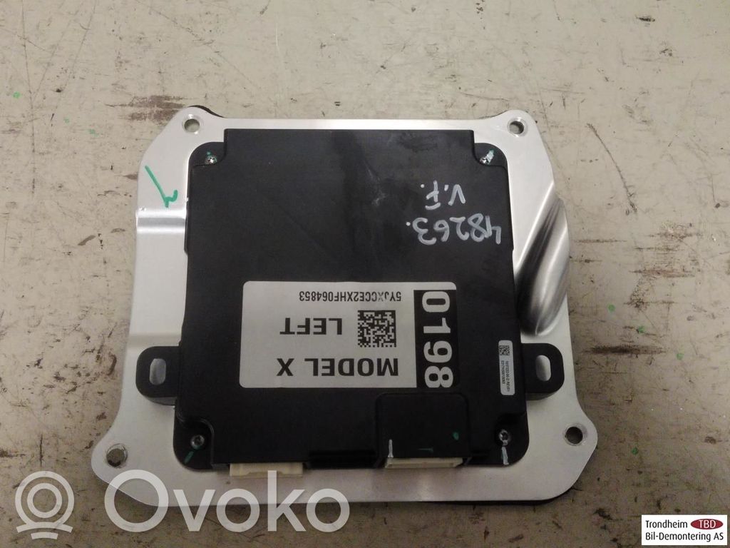 Tesla Model X Door control unit/module 
