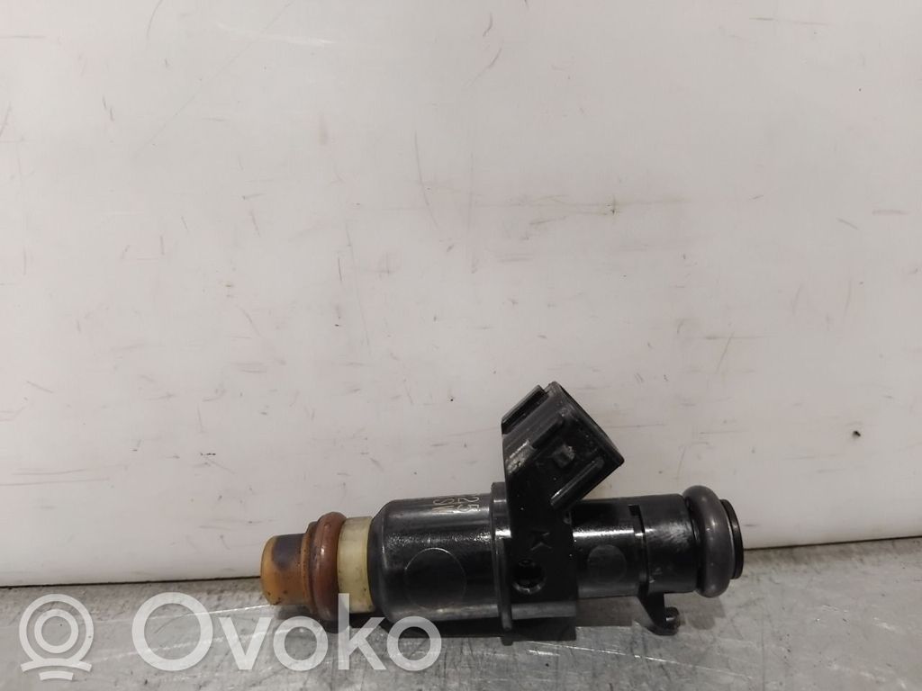 Honda CR-V Inyector de combustible 
