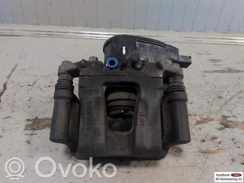 Hyundai i40 Tylny zacisk hamulcowy 