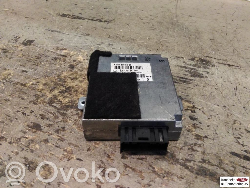 Sterownik / Moduł elektrycznej klapy tylnej / bagażnika   A2218705587,01000350C0,01000350C0,A2218700595,A2218703187,A2218705587