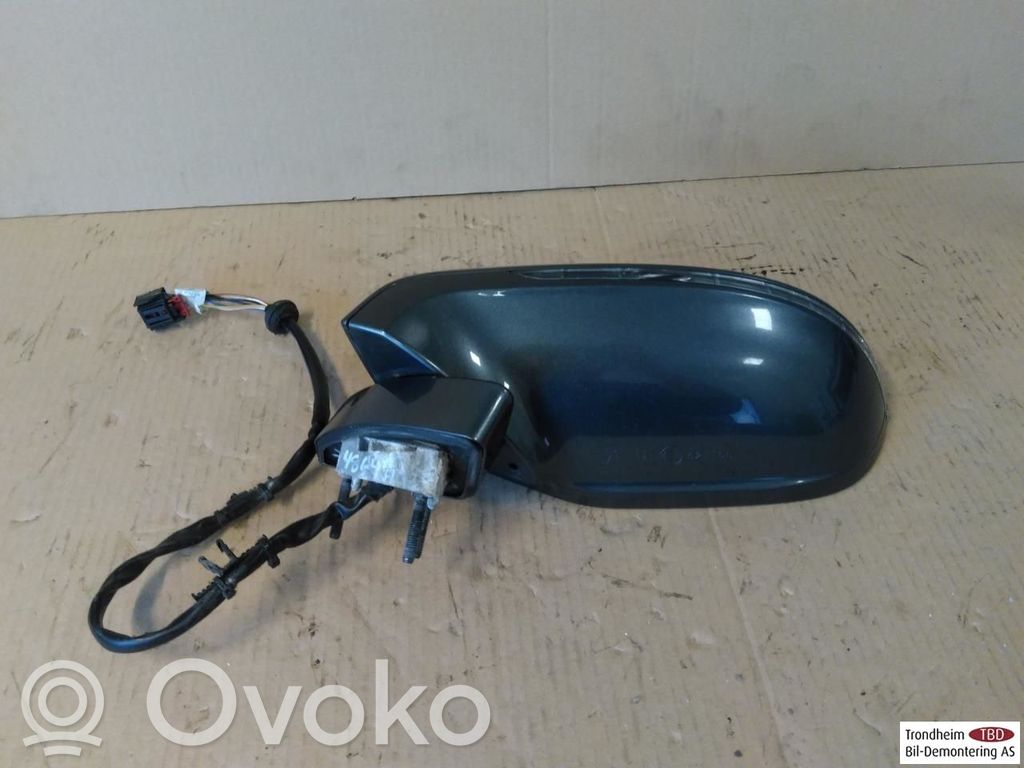Audi A7 S7 4G Elektryczne lusterko boczne drzwi przednich 