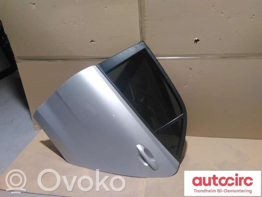 KIA Rio Galinės durys 