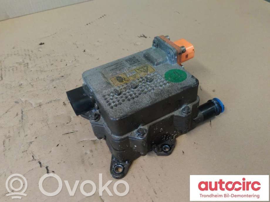 Electric engine pre-heating system (optional)   10995127,10995127