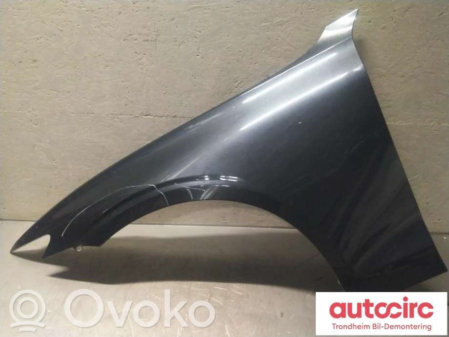 Volvo V60 Sparnas 