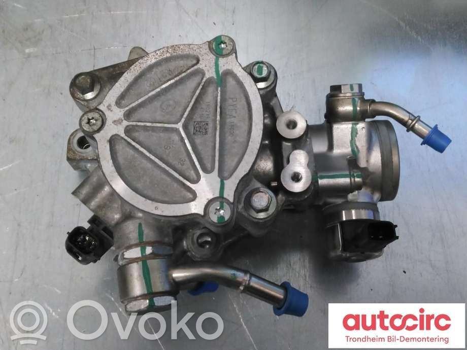 Mazda CX-5 II Vacuum pump 