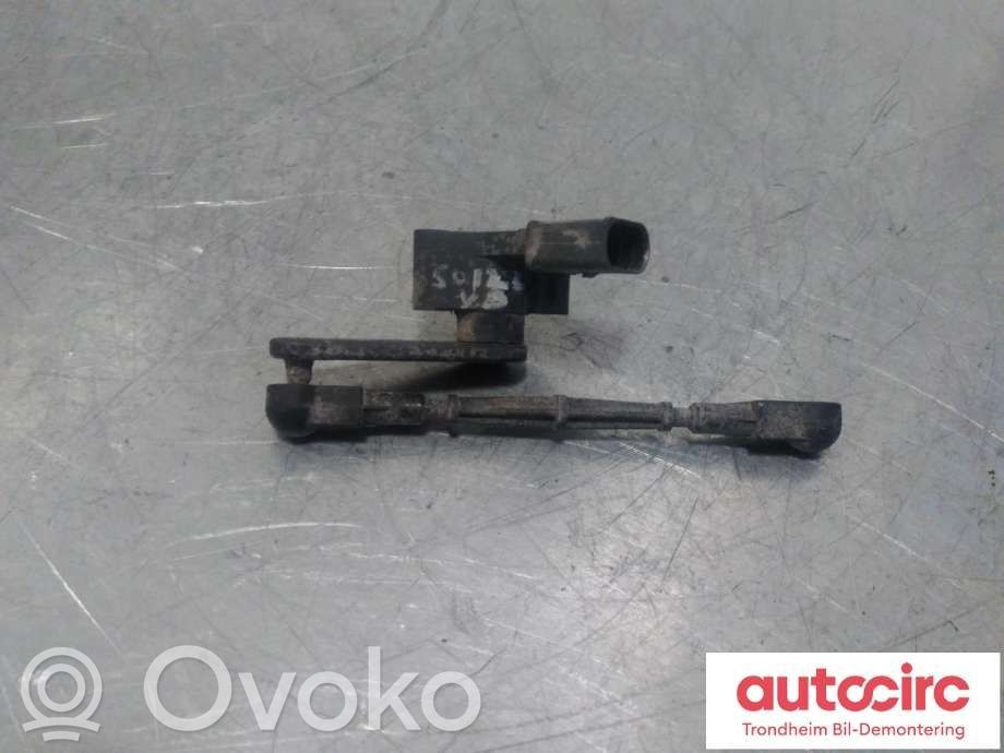 Audi e-tron Rear height level sensor lever 