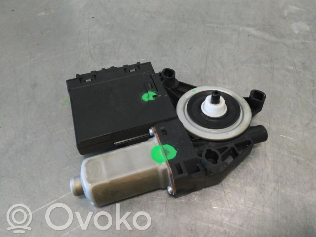 Volvo V60 Silniczek podnośnika szyby drzwi 