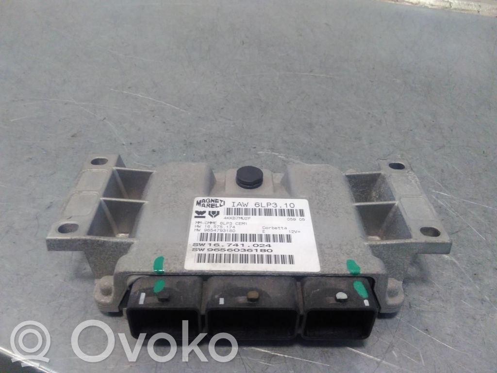 Peugeot 407 Unitate control motor/modul ECU 