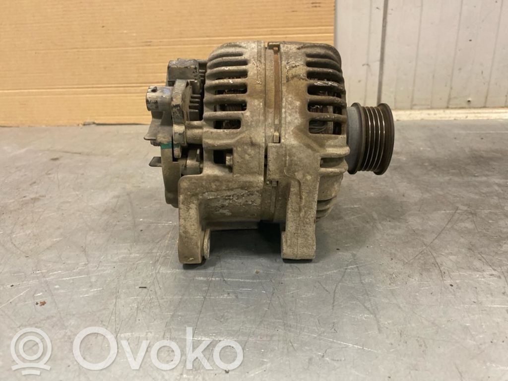 Opel Astra H Generator/alternator 