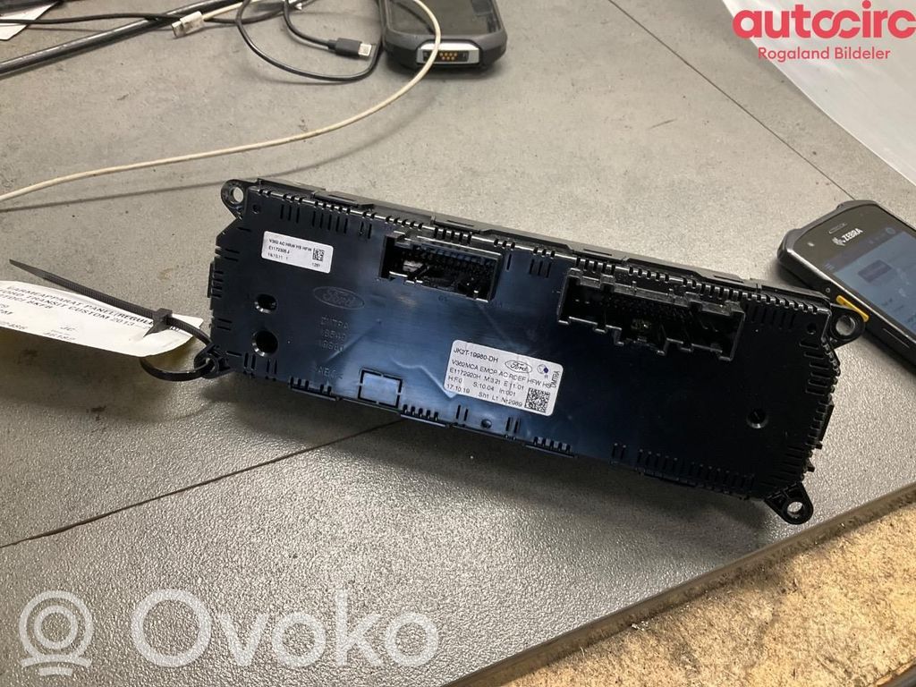 Ford Transit Custom Climate control/heater control trim 