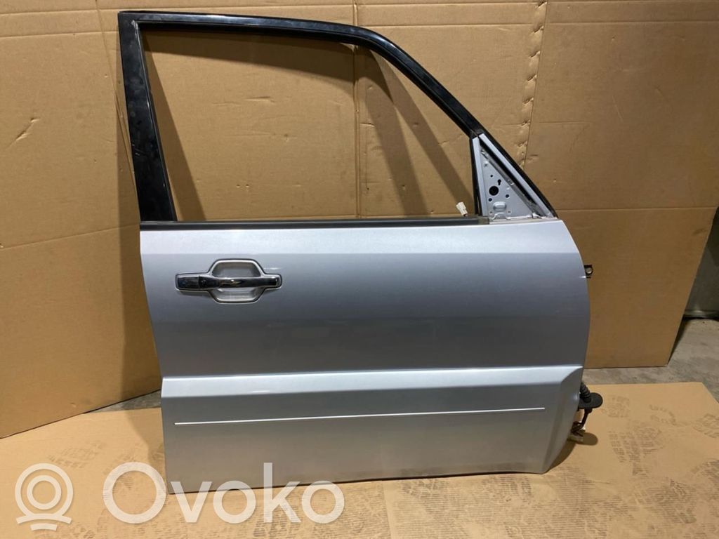 Mitsubishi Pajero Ușă față 