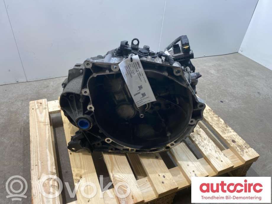 Peugeot 208 I Automatic gearbox 