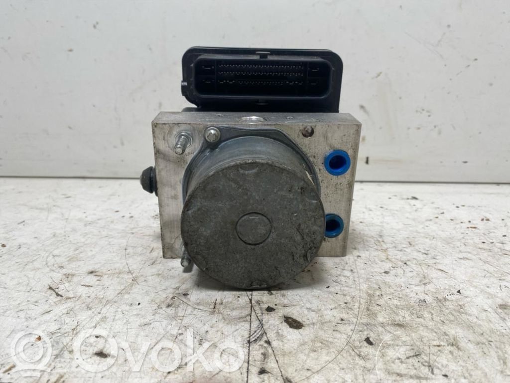 Tesla Model 3 Pompa ABS 