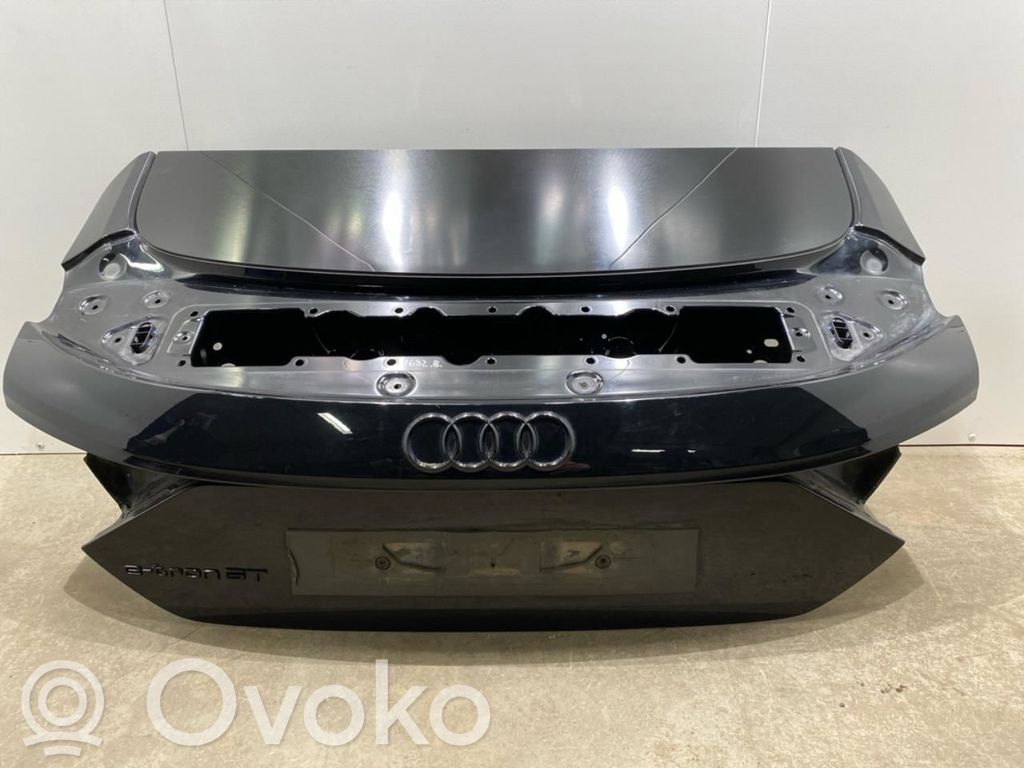 Audi E-tron GT Задняя крышка (багажника) 