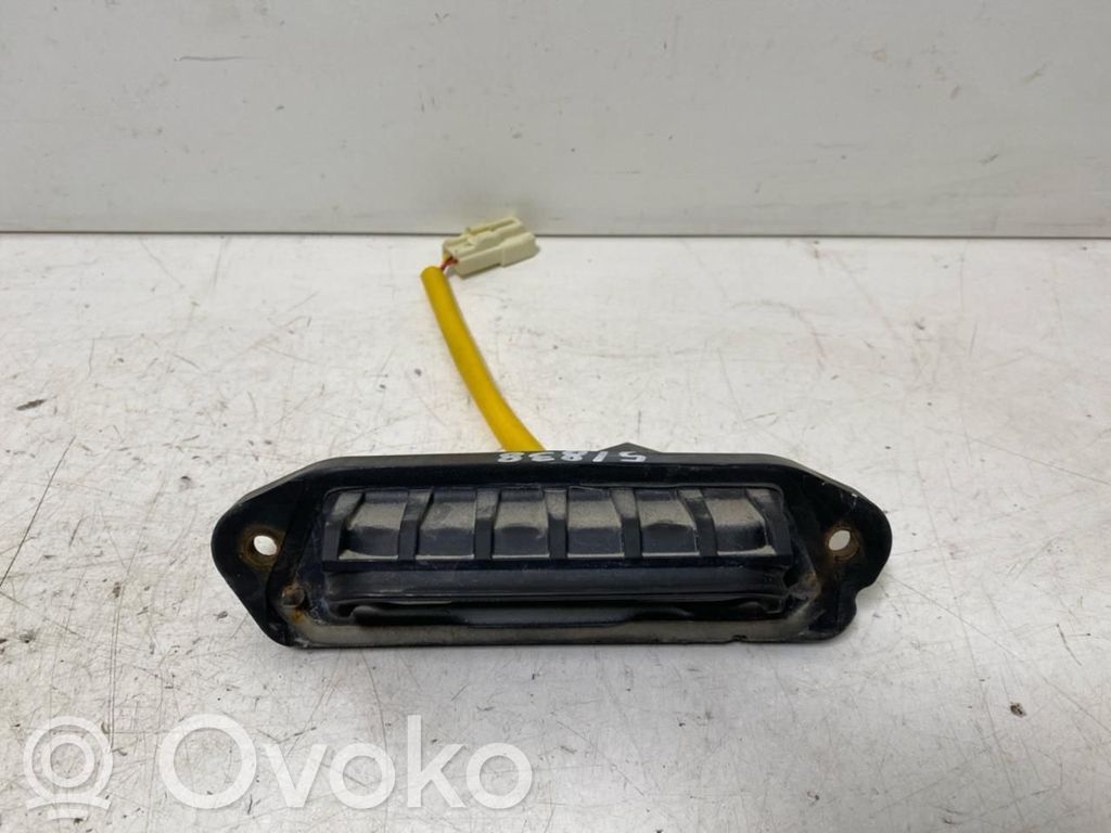 Mitsubishi Outlander Interruptor para abrir la puerta trasera 