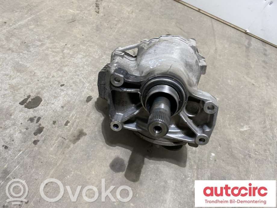 Volkswagen PASSAT B8 Carcasa de la caja de transferencia 