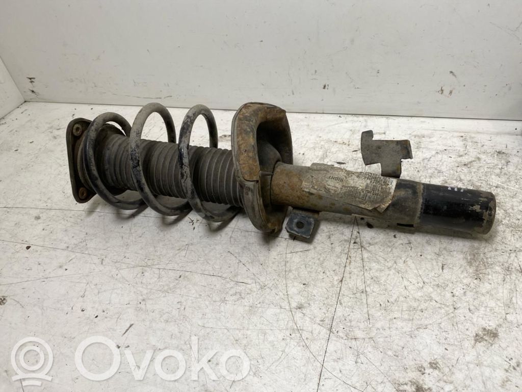 Volvo V40 Amortyzator osi przedniej ze sprężyną 