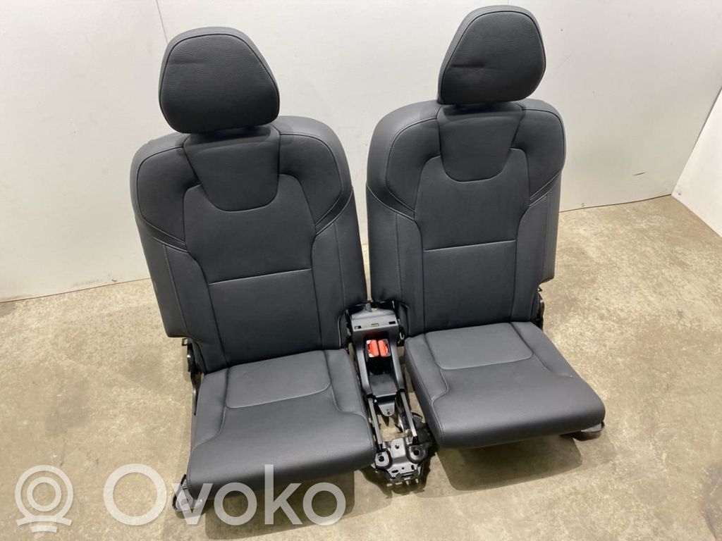 Volvo XC90 Takaistuin 