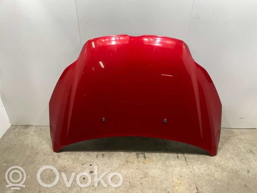 Ford Focus Konepelti 