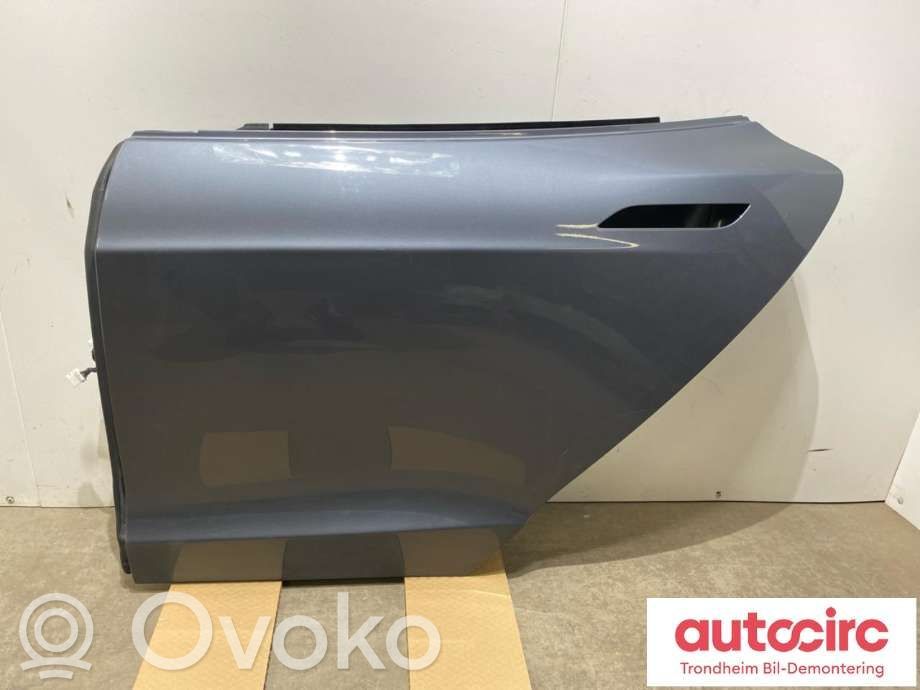 Tesla Model S Galinės durys 
