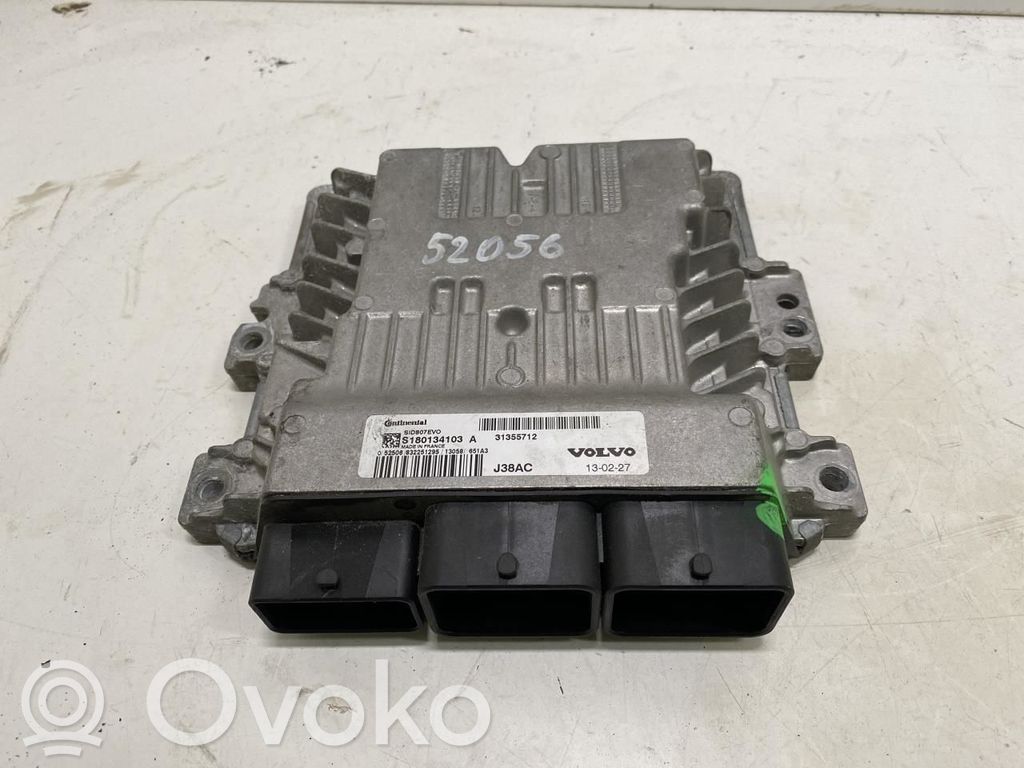 Volvo V70 Engine control unit/module ECU 