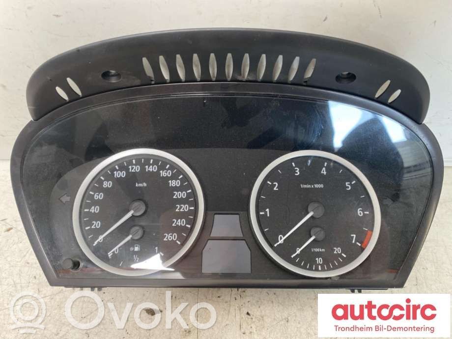 BMW 5 E60 E61 Nopeusmittari (mittaristo) 