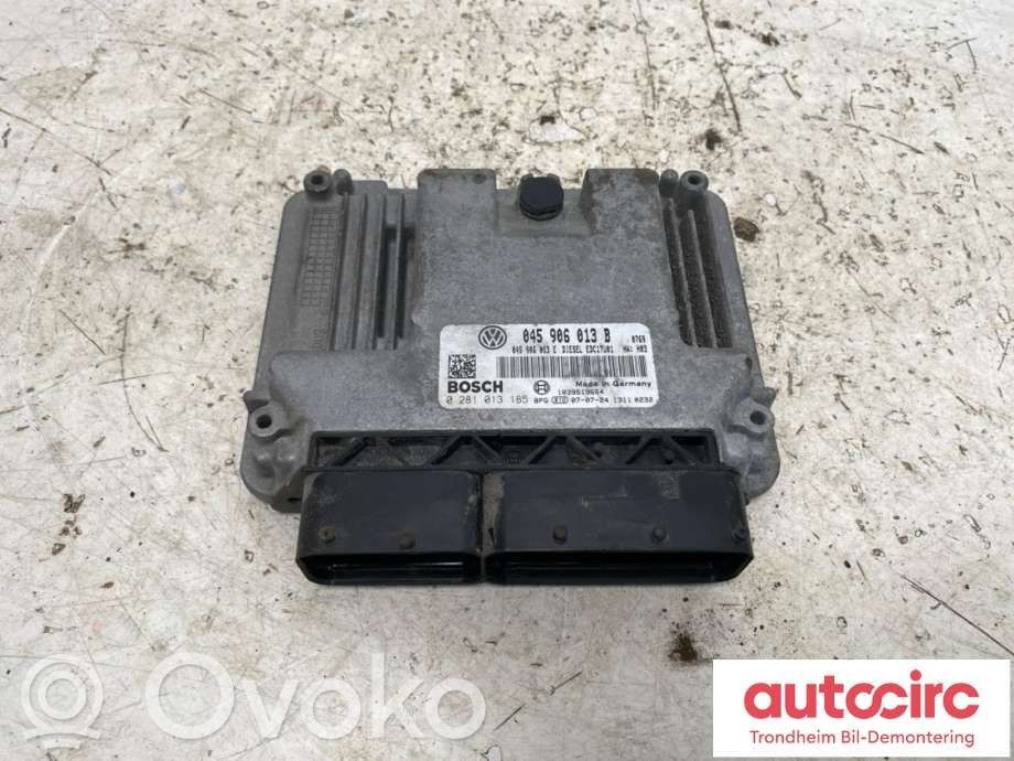 Skoda Fabia Mk2 (5J) Unitate control motor/modul ECU 