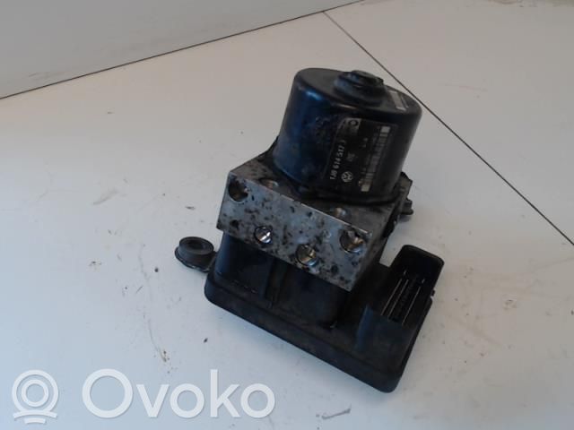 Skoda Octavia Mk1 (1U) Bomba de ABS 