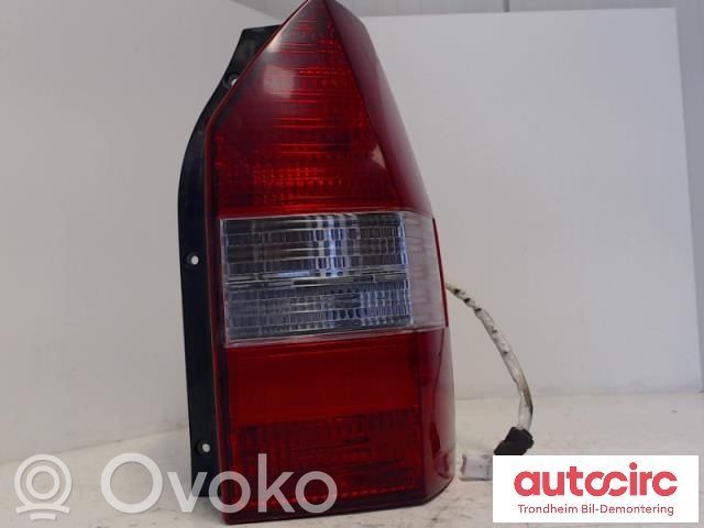 Mitsubishi Space Wagon Aizmugurējais lukturis virsbūvē 