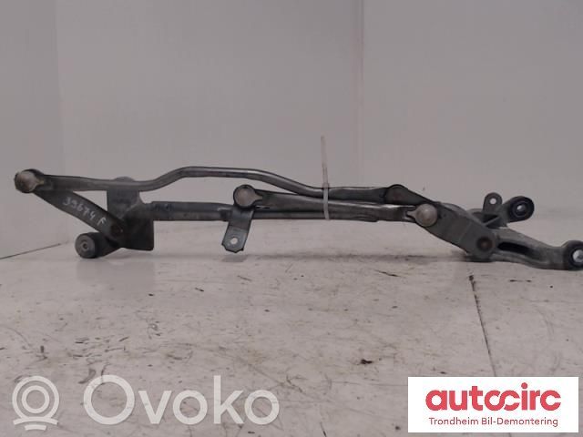 Mazda 5 Front wiper linkage 