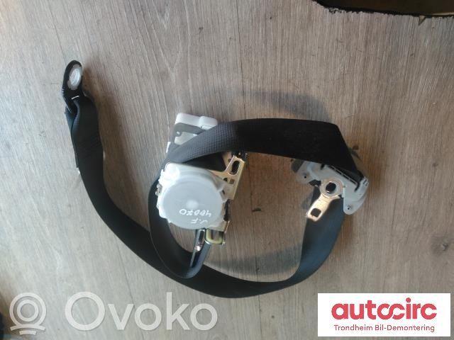 Toyota Auris E180 Cinturón delantero 