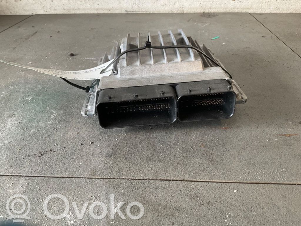 BMW 1 E81 E87 Engine control unit/module ECU 