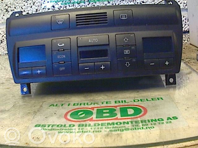 Audi A6 S6 C5 4B Console centrale, commande chauffage/clim 