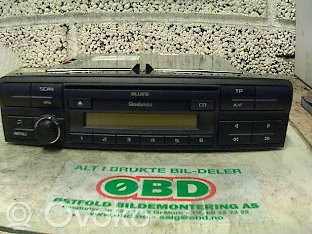 Skoda Octavia Mk2 (1Z) Unità principale autoradio/CD/DVD/GPS 