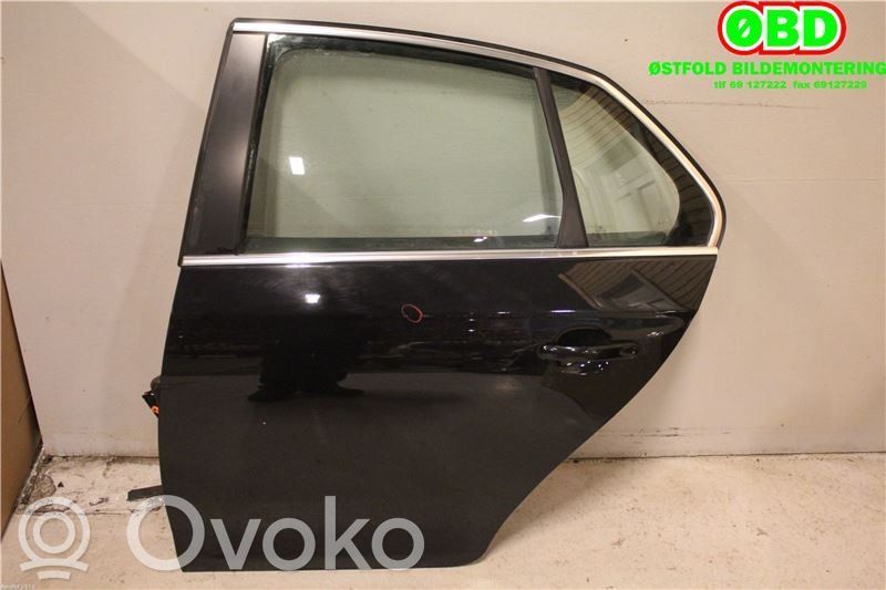 Volkswagen Jetta V Takaovi 