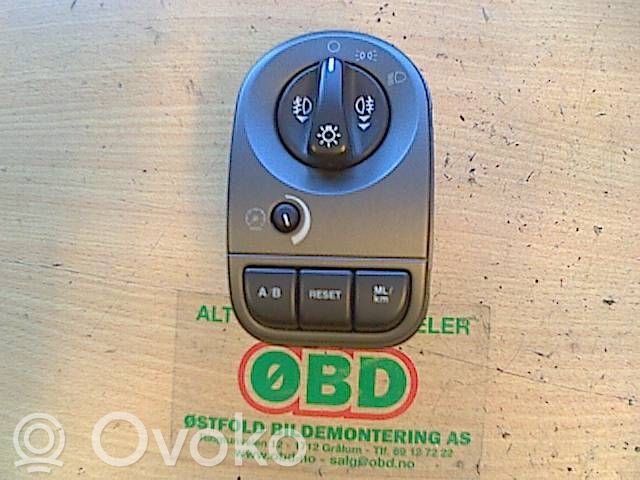 Jaguar X-Type Light switch 