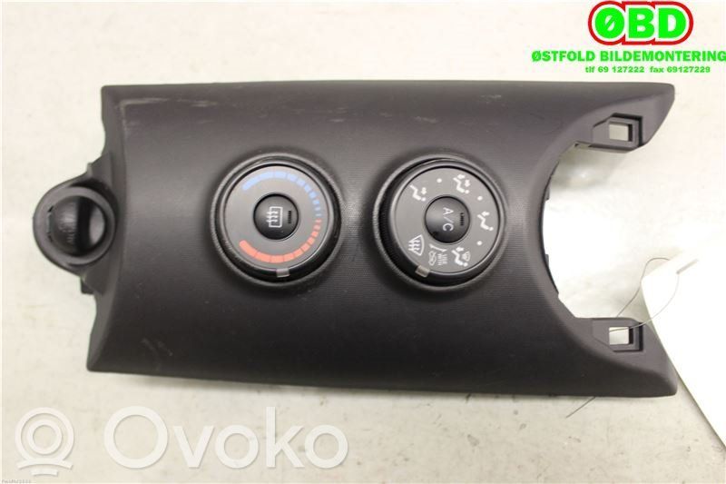 Console centrale, commande chauffage/clim