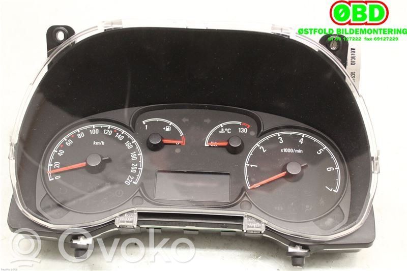 Opel Combo D Speedometer (instrument cluster) 