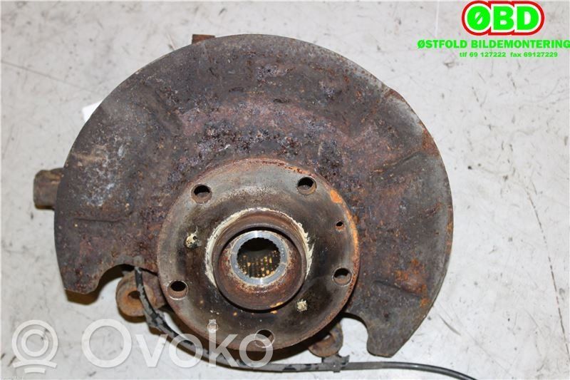 Suzuki SX4 Achsschenkel vorne 