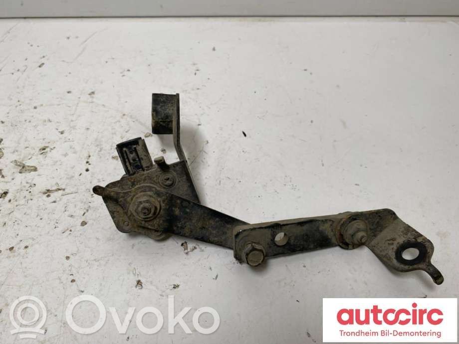 Subaru Legacy Air suspension front height level sensor 