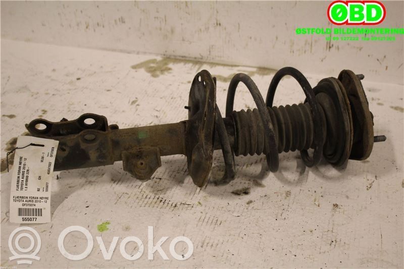 Toyota Auris 150 Ammortizzatore anteriore con molla elicoidale
