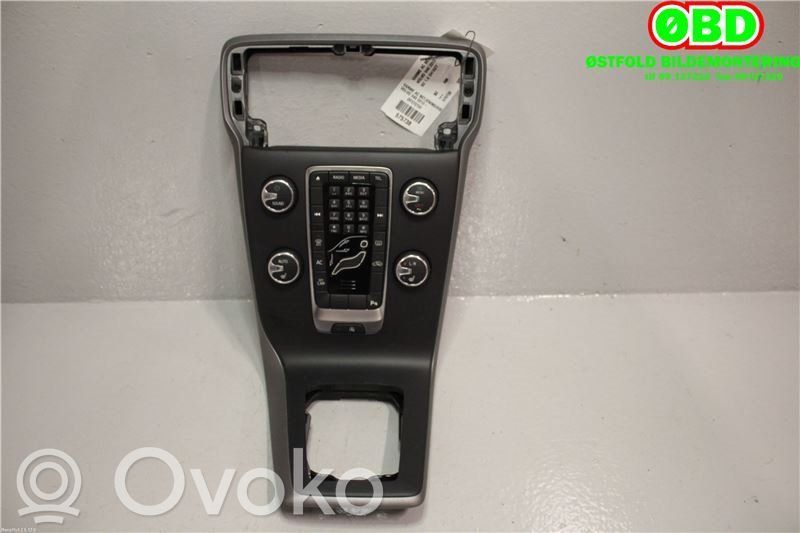Volvo V40 Console centrale, commande chauffage/clim 
