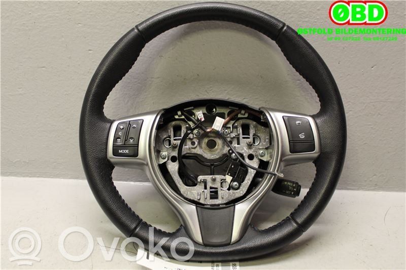 Toyota Yaris Volan 